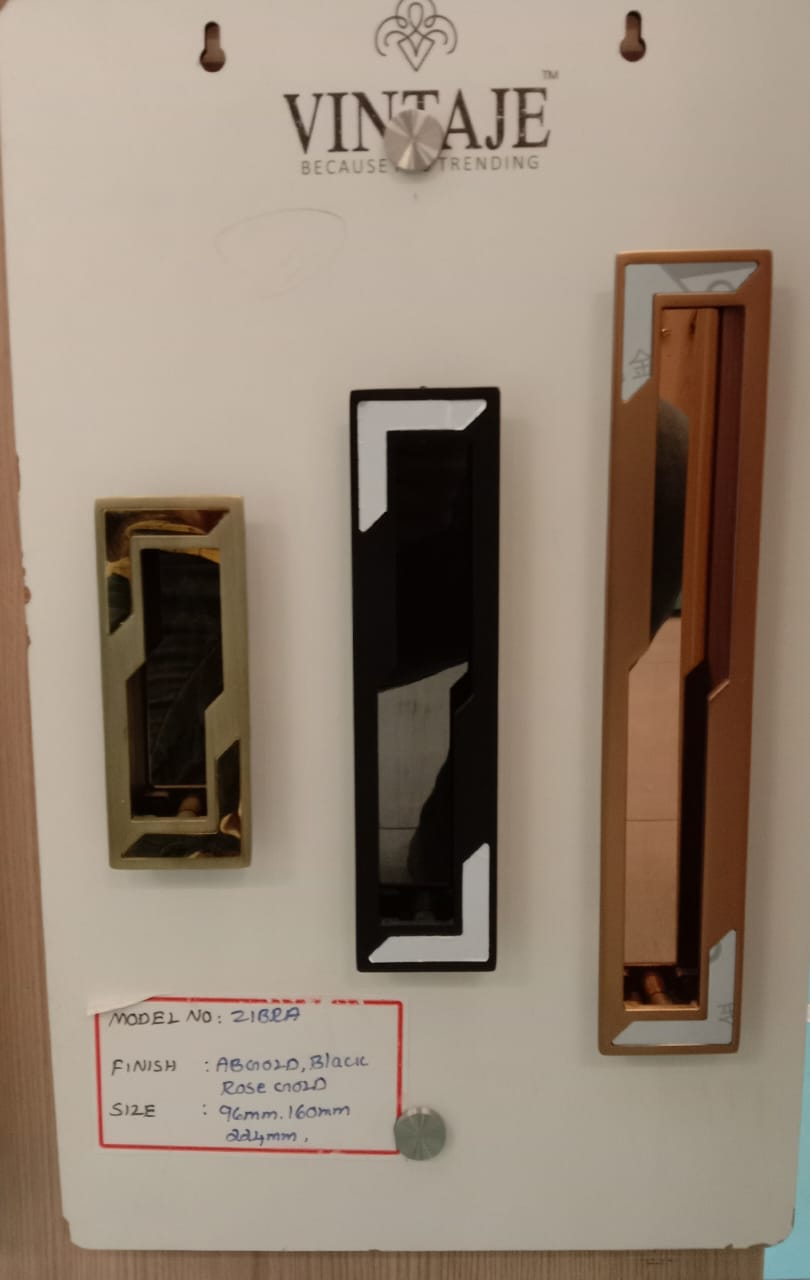 VINTAGE ZIBRA DOOR HHANDLE